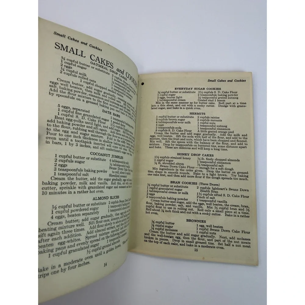 1924 Igleheart Cake Secrets Swans Down Cake Flour Cookbook Pamphlet Antique